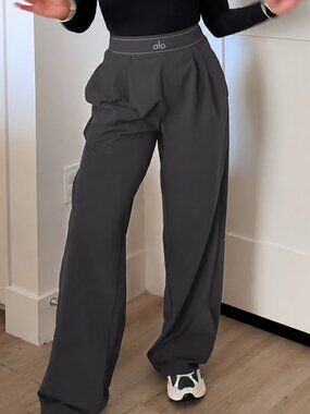 ALO Yoga Charcoal Pleated Wide-Leg Trousers